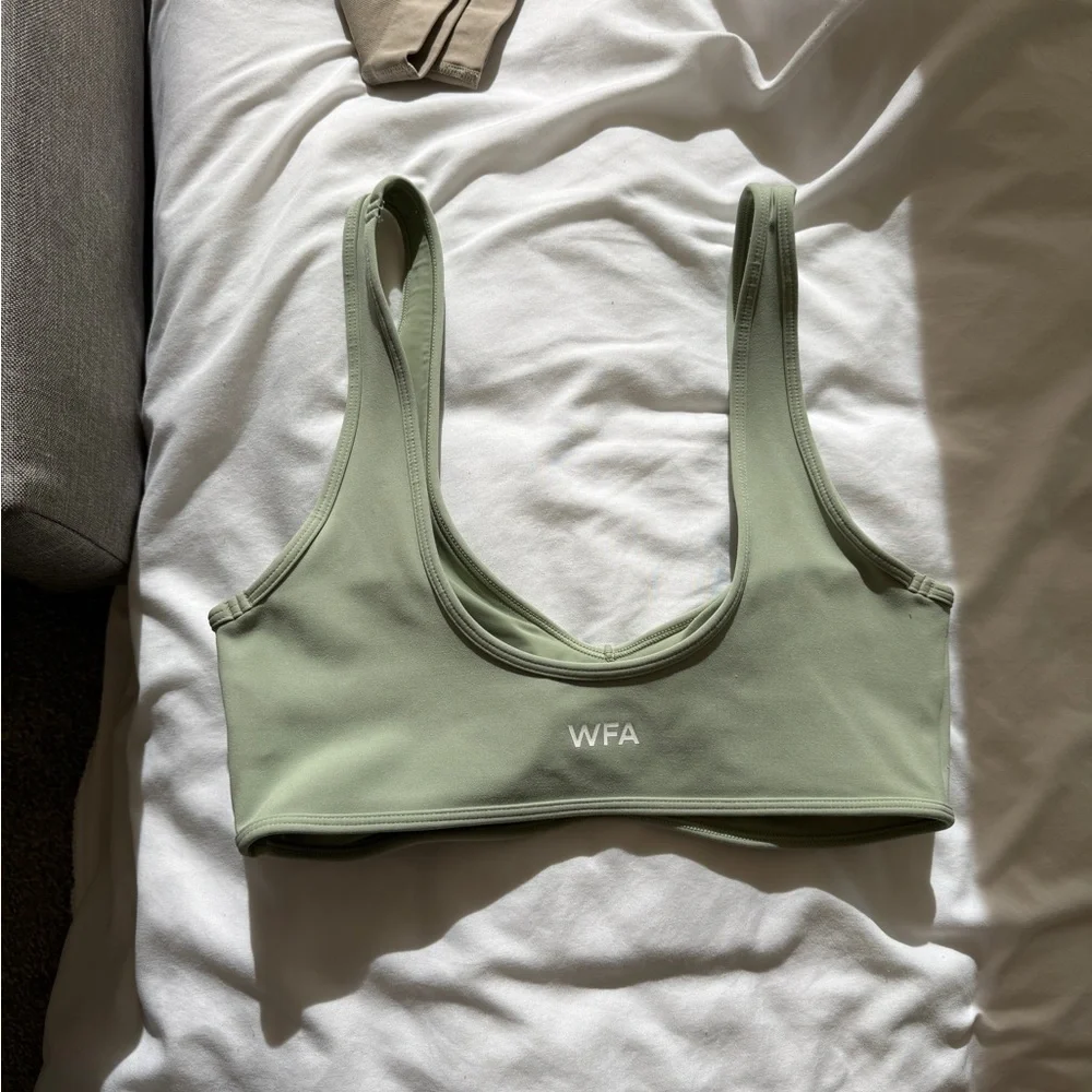 White Fox Sports Bra - Picture 3 of 6